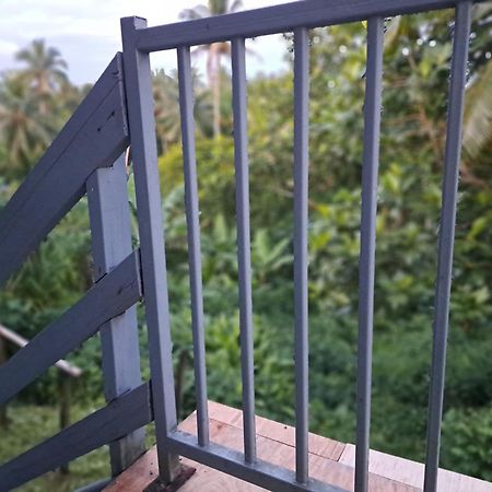 לינה וארוחת בוקר סובה Tropical Almond Haven מראה חיצוני תמונה
